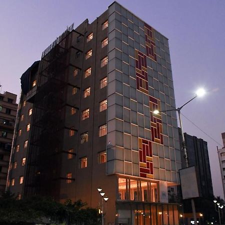 Lynq Aero Hotel โกลกาตา ภายนอก รูปภาพ